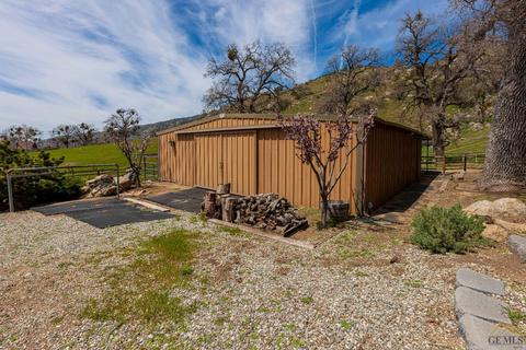 23881 Chia Ct, Tehachapi, CA 93561 photo 8