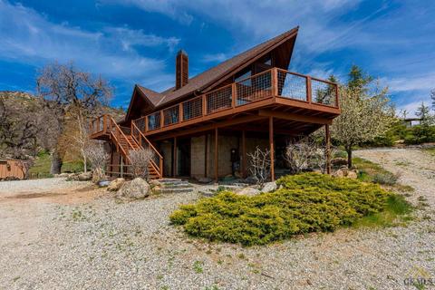 23881 Chia Ct, Tehachapi, CA 93561 photo 2