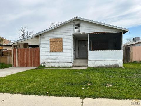 944 E St, Wasco, CA 93280 photo 1