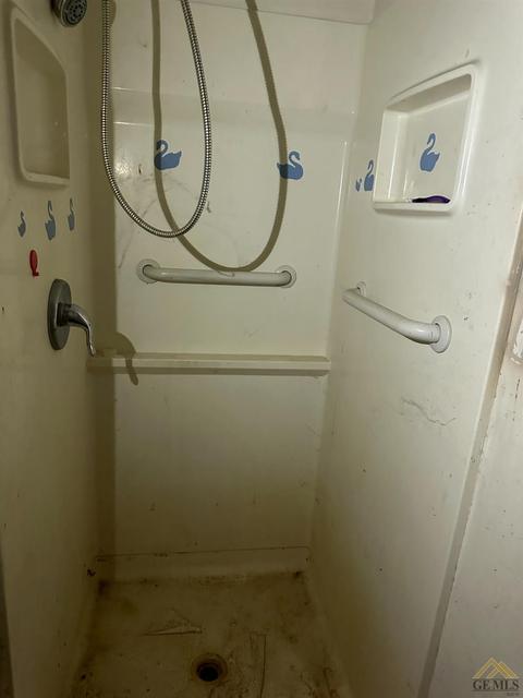 944 E St, Wasco, CA 93280 photo 5