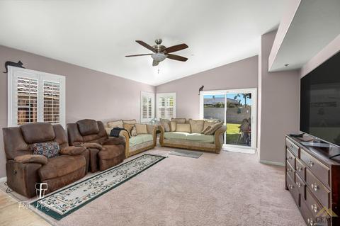 6430 Declaration Way, Bakersfield, CA 93313 photo 12