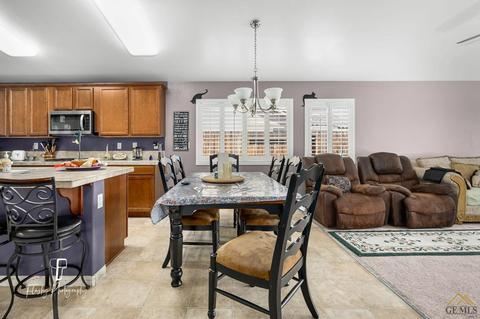 6430 Declaration Way, Bakersfield, CA 93313 photo 9