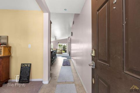 6430 Declaration Way, Bakersfield, CA 93313 photo 3