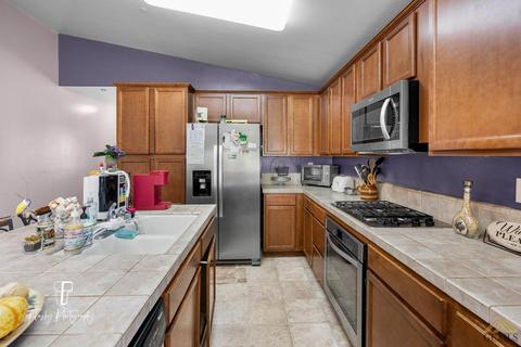 6430 Declaration Way, Bakersfield, CA 93313 photo 8