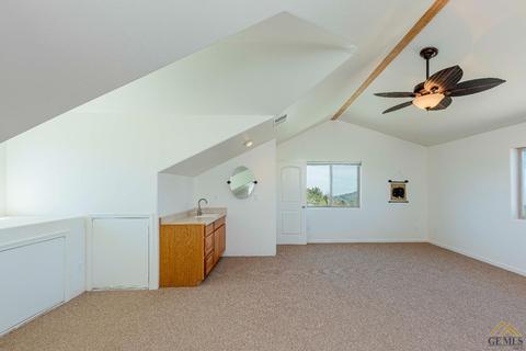 29301 Skyline Dr, Tehachapi, CA 93561 photo 17