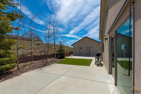 29301 Skyline Dr, Tehachapi, CA 93561 photo 6