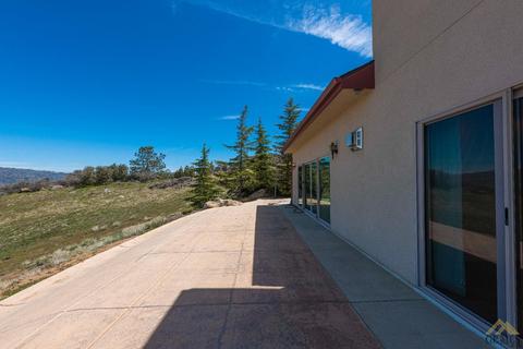 29301 Skyline Dr, Tehachapi, CA 93561 photo 10