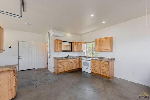 29301 Skyline Dr, Tehachapi, CA 93561 photo 43