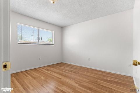 506 Harding Ave, Taft, CA 93268 photo 18