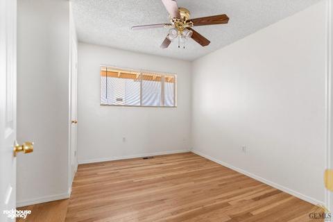 506 Harding Ave, Taft, CA 93268 photo 14