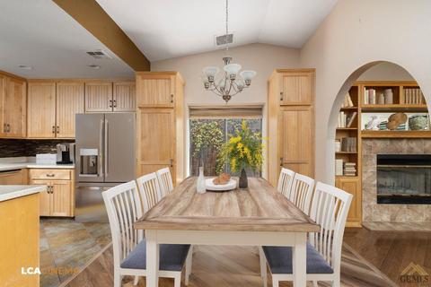 224 Michele St, Ridgecrest, CA 93555 photo 4