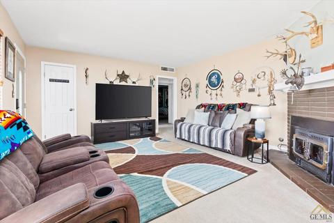 907 Devore Ave, Bakersfield, CA 93308 photo 8