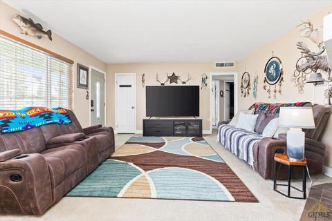 907 Devore Ave, Bakersfield, CA 93308 photo 7