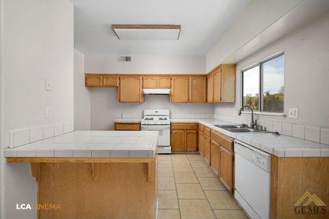3105 Esperanza Dr, Bakersfield, CA 93313 photo 9