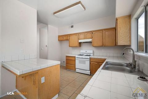 3105 Esperanza Dr, Bakersfield, CA 93313 photo 10
