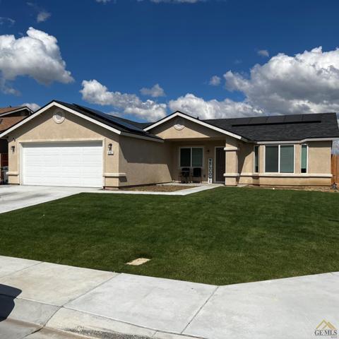 482 Corte Perez, Delano, CA 93215 photo 2