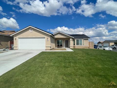 482 Corte Perez, Delano, CA 93215 photo 1