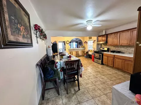 3586 S Butte Ave, Kerman, CA 93630 photo 11