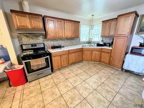 3586 S Butte Ave, Kerman, CA 93630 photo 13