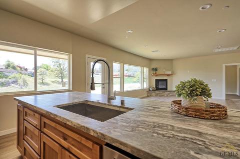 20924 White Pine Dr, Tehachapi, CA 93561 photo 13