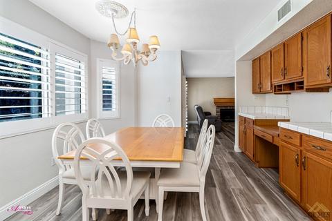 1008 Devonshire St, Bakersfield, CA 93312 photo 14