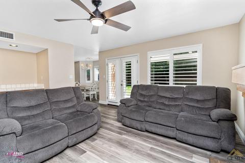 1008 Devonshire St, Bakersfield, CA 93312 photo 15