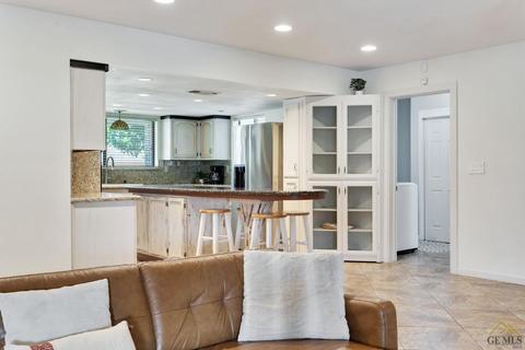 11201 Dee Dee Ct, Bakersfield, CA 93312 photo 11