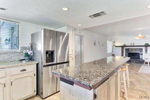 11201 Dee Dee Ct, Bakersfield, CA 93312 photo 15