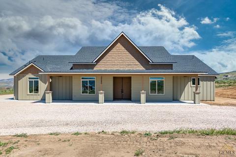 19580 Ottawa Dr, Tehachapi, CA 93561 photo 1