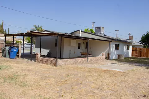 9713 Gilbert St, Lamont, CA 93241 photo 26