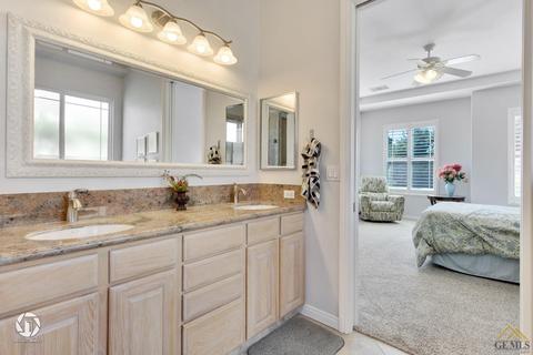 2407 Crocus Dr, Bakersfield, CA 93311 photo 34