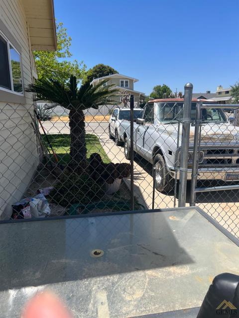 1000 Standard St, Taft, CA 93268 photo 9