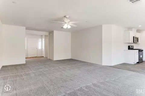 714 Sinatra Way, Shafter, CA 93263 photo 5