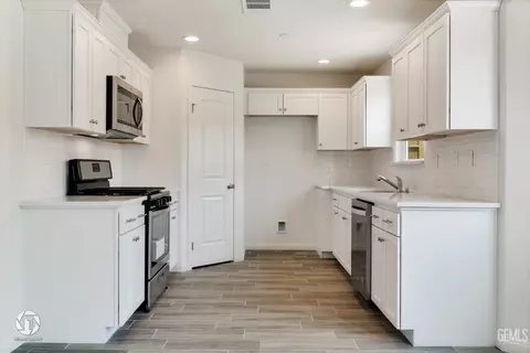 714 Sinatra Way, Shafter, CA 93263 photo 9