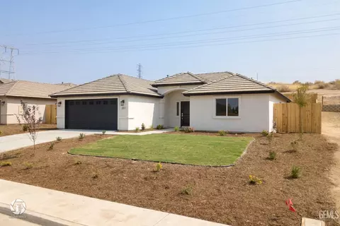 726 Sinatra Way, Shafter, CA 93263 photo 5