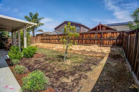 9116 Red Pine Dr, Shafter, CA 93263 photo 33