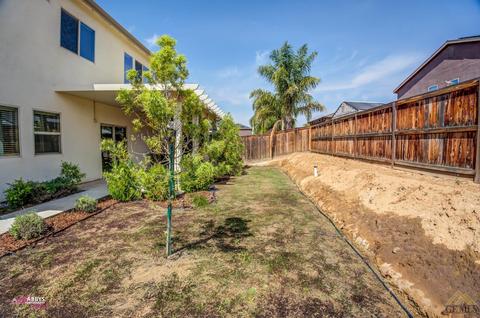 9116 Red Pine Dr, Shafter, CA 93263 photo 34