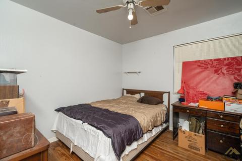 319 Fillmore St, Taft, CA 93268 photo 9