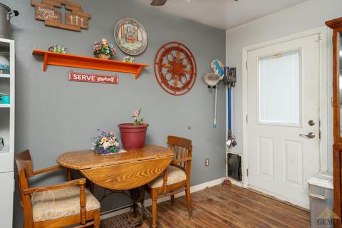 319 Fillmore St, Taft, CA 93268 photo 7