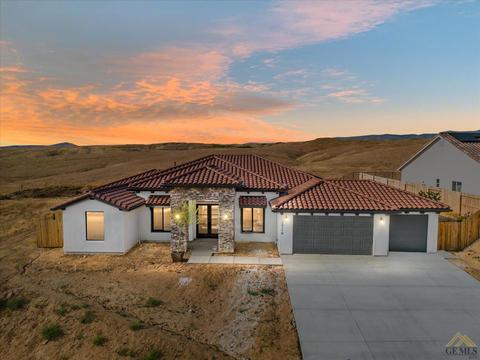 12118 Pendulum Dr, Bakersfield, CA 93306 photo 1