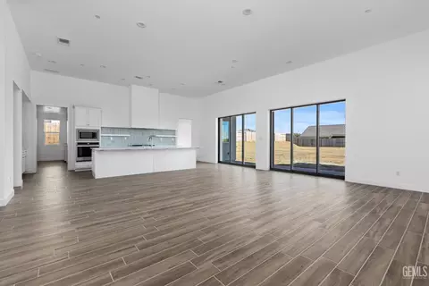 12125 Pendulum Dr, Bakersfield, CA 93306 photo 6