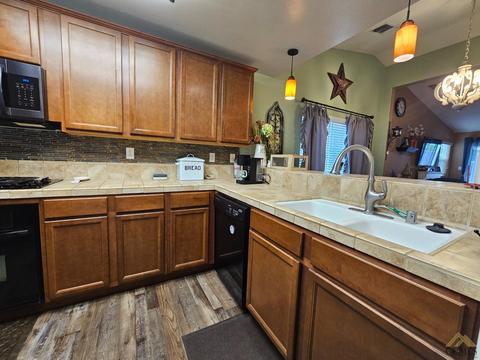 6317 Declaration Way, Bakersfield, CA 93313 photo 4