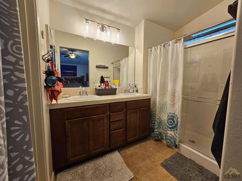 6317 Declaration Way, Bakersfield, CA 93313 photo 24