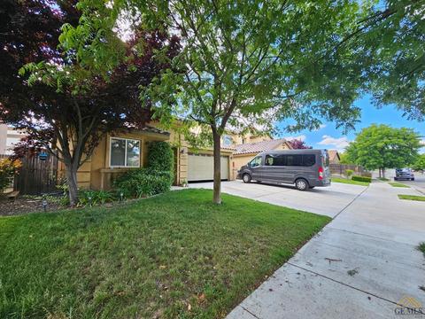 6317 Declaration Way, Bakersfield, CA 93313 photo 1