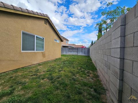 6317 Declaration Way, Bakersfield, CA 93313 photo 32