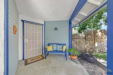 3609 Abbott Dr, Bakersfield, CA 93312 photo 4