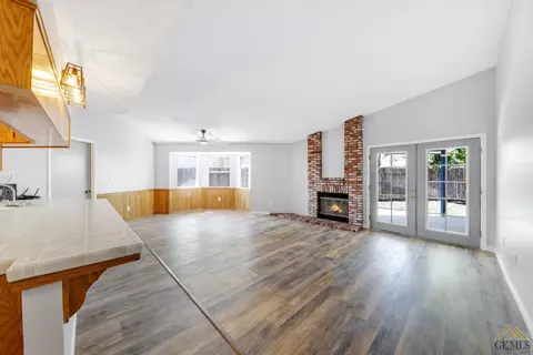 3609 Abbott Dr, Bakersfield, CA 93312 photo 17