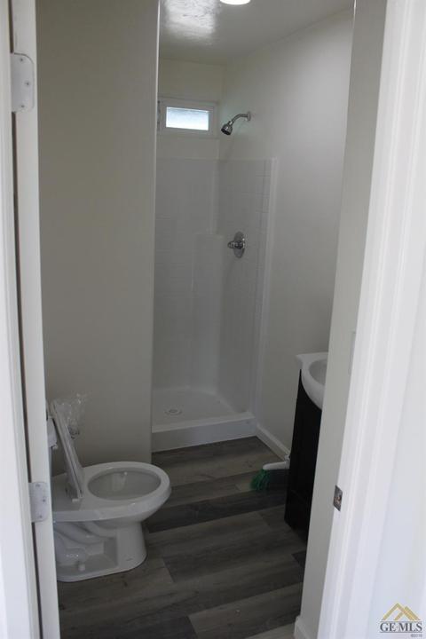 1924 3rd St, Wasco, CA 93280 photo 8