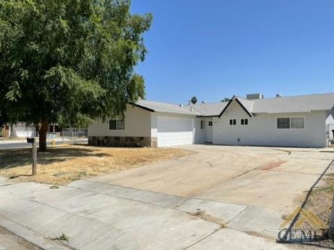 219 E Fairview Rd, Bakersfield, CA 93307 photo 1