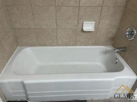 219 E Fairview Rd, Bakersfield, CA 93307 photo 12